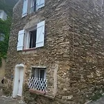 Appartement Centre Village Medieval Bormes-les-mimosas, 1 Chambre, 3 Personnes *