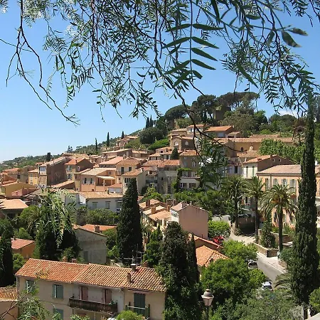 Centre Village Medieval Bormes-les-mimosas, 1 Chambre, 3 Personnes Appartement